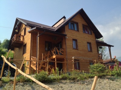 Фото 22.06.13, 10 15 52.jpg (320.36 Кіб) Переглянуто 5397 разів Домик