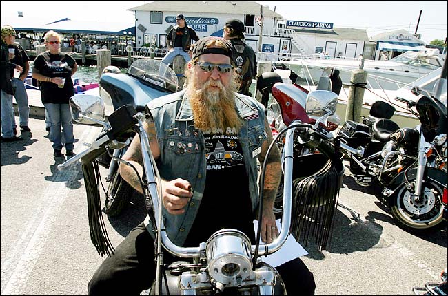 11bikers.large1.jpg