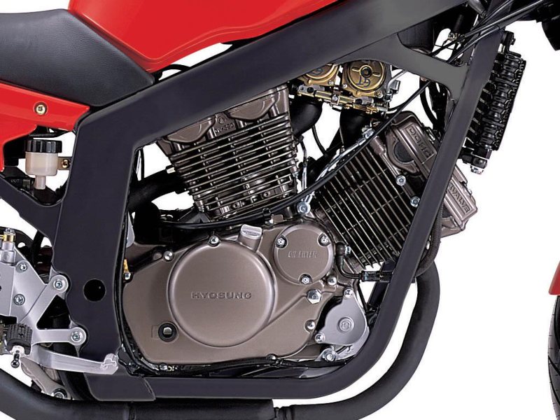 hyosung-gt-250-РАМА1.jpg