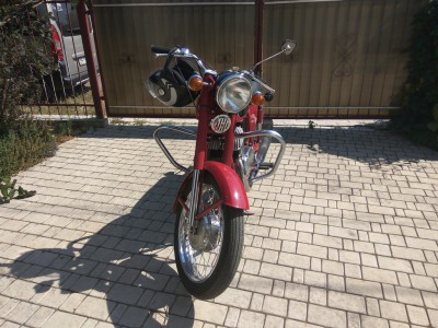Jawa 350-634 (1).jpg