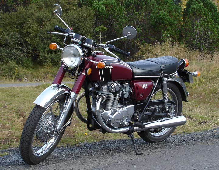 Honda-CB250-72.jpg