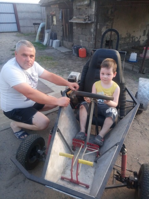 P90601-193913.jpg (206.29 Кіб) Переглянуто 12665 разів Здесь с внучарой