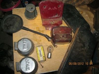 file034.jpeg (91.12 Кіб) Переглянуто 6662 разів Зеркало в этой кучке,то которое 10 грн.