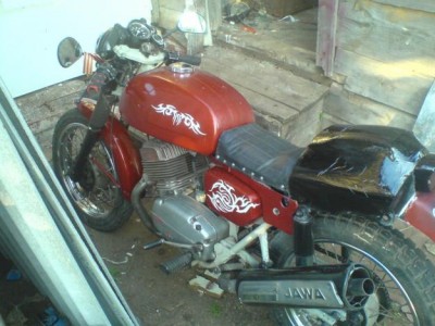 37704358_1.jpg