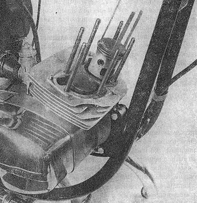 Рис. 39. Смена поршневых колец